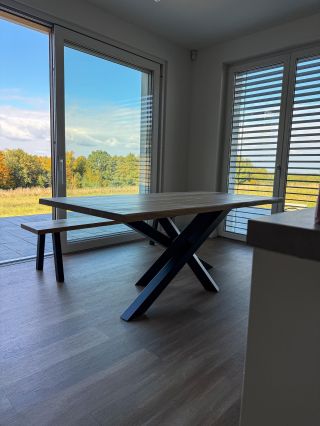 Klasická vlajková loď ⛴️ Stůl , který jsme vyráběli jako první v České Republice 🇨🇿